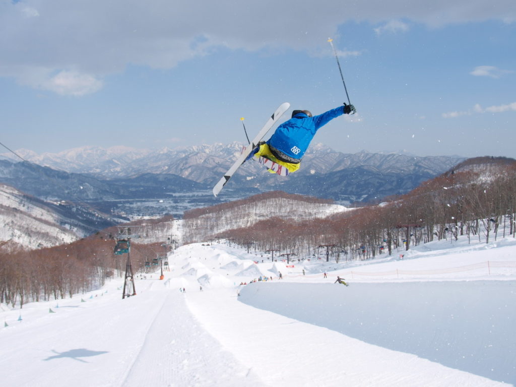 Hakuba47